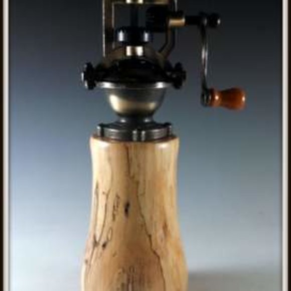 "Antique" Style Pepper Mill in Spaulted Maple